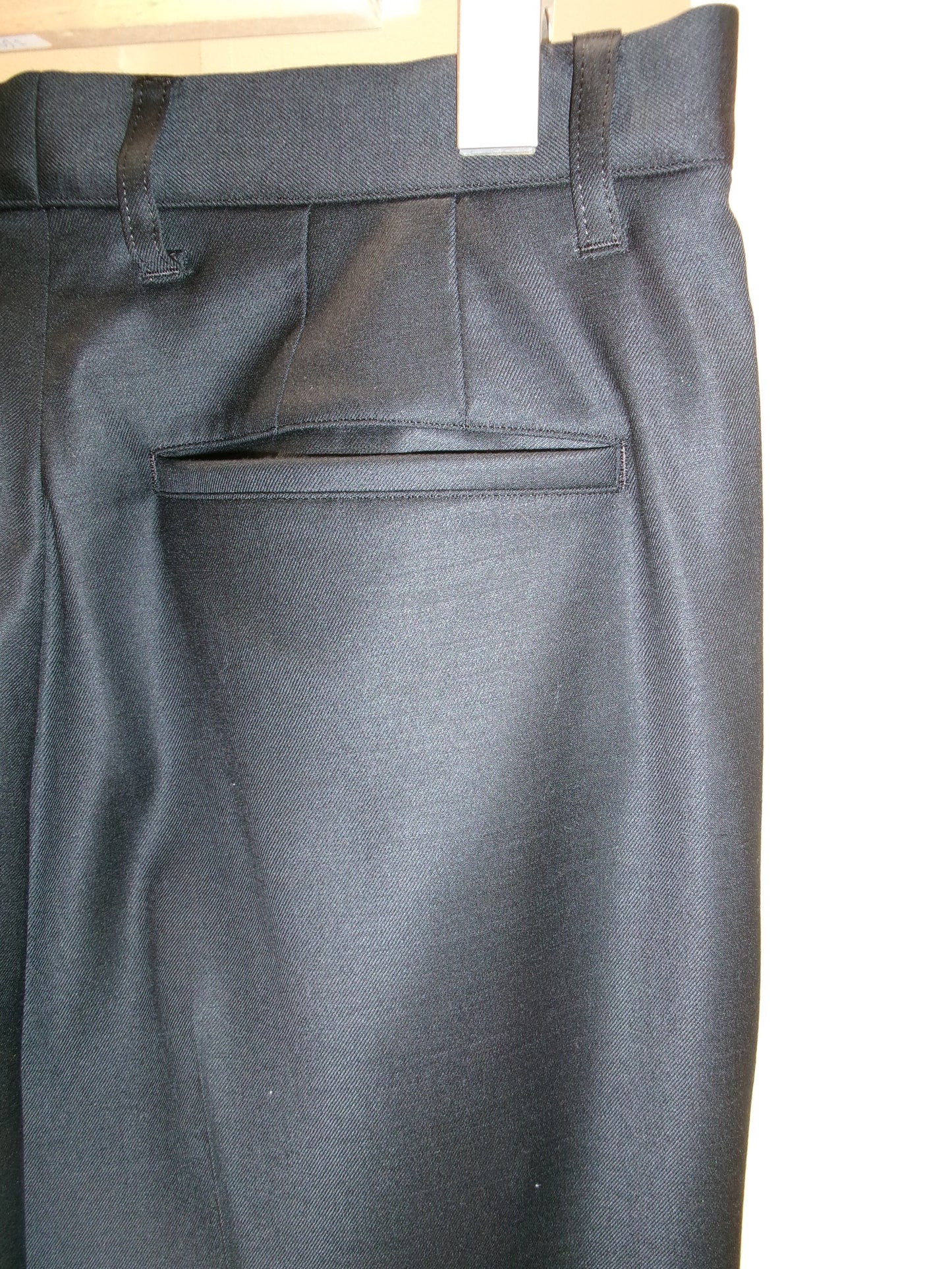 FUJI WOOL SILK TWO TUCK SLACKS