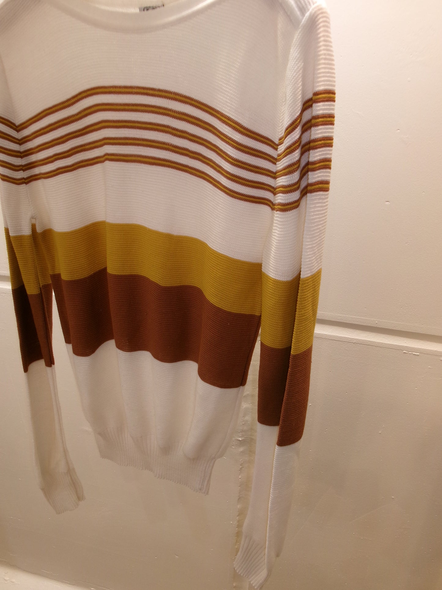 Multi-border knit