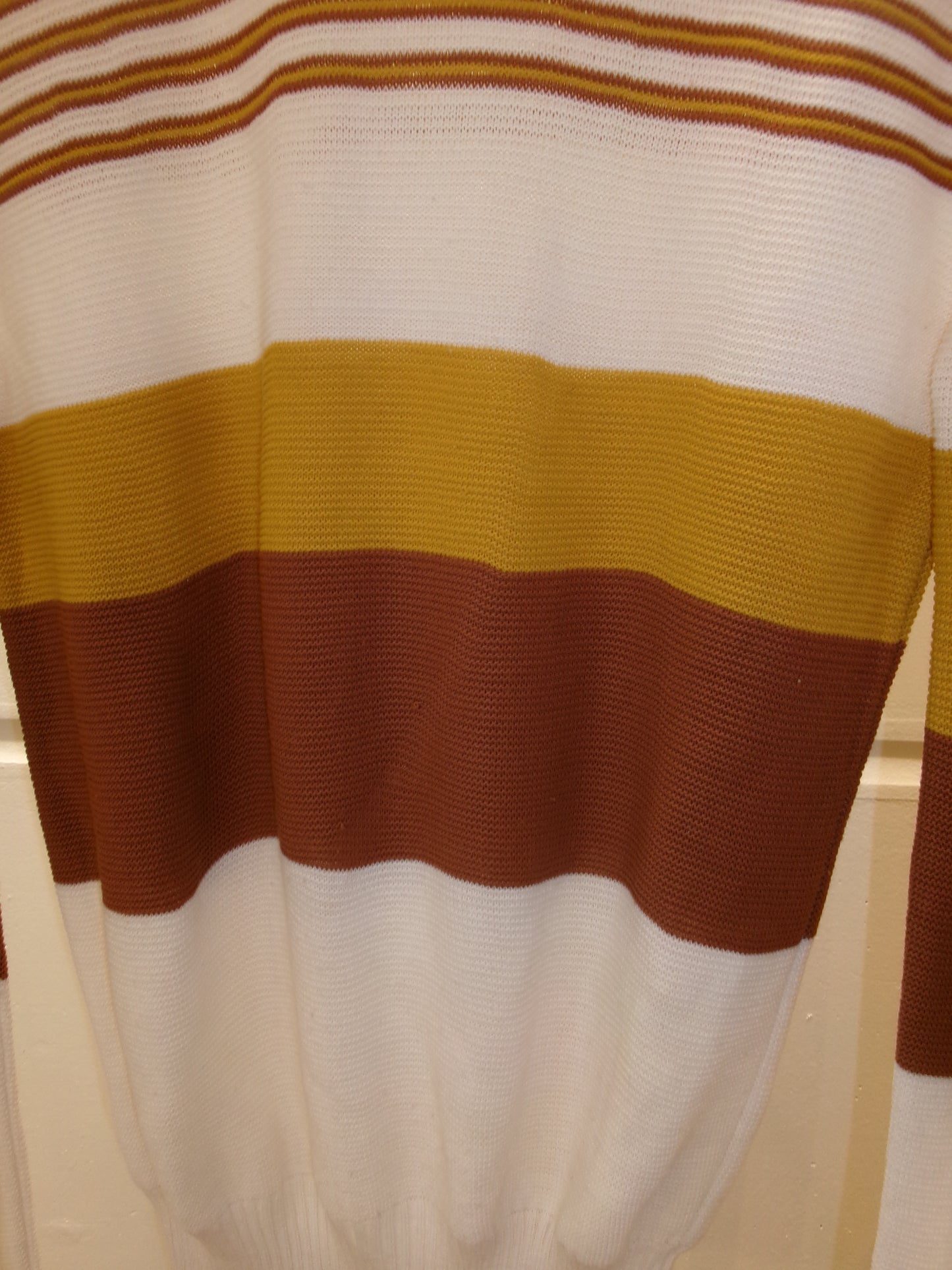 Multi-border knit