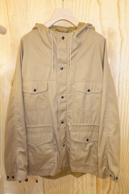 4-Pocket Hooded Jacket