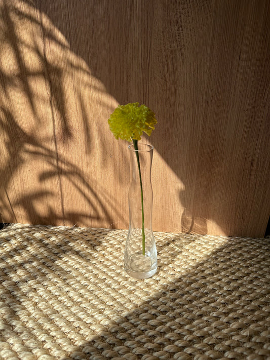 clear flower vase