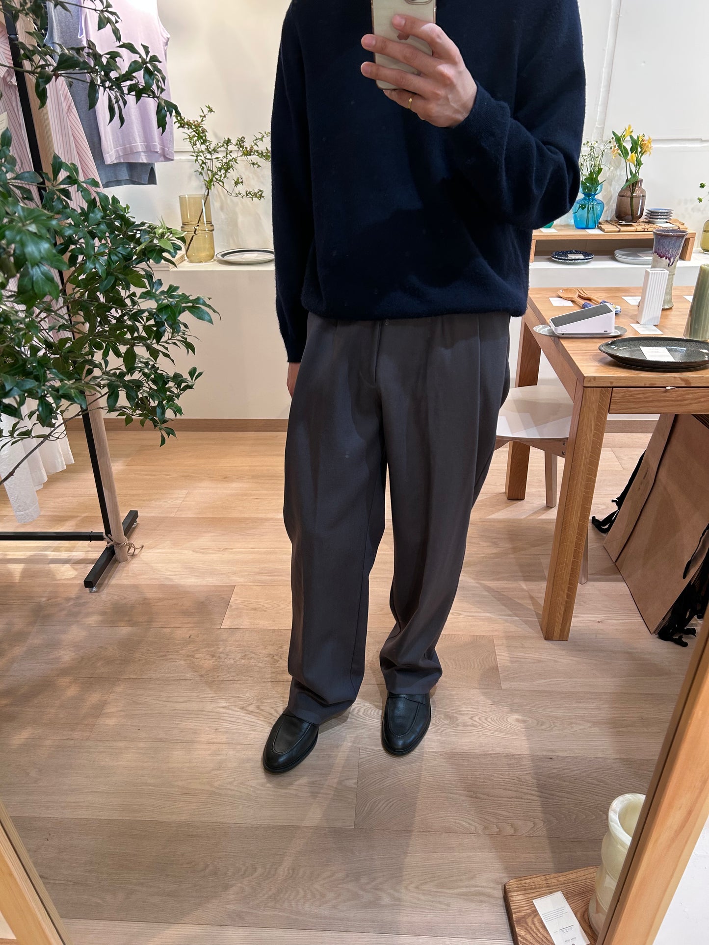FUJI two tuck slacks(charcoal gray)