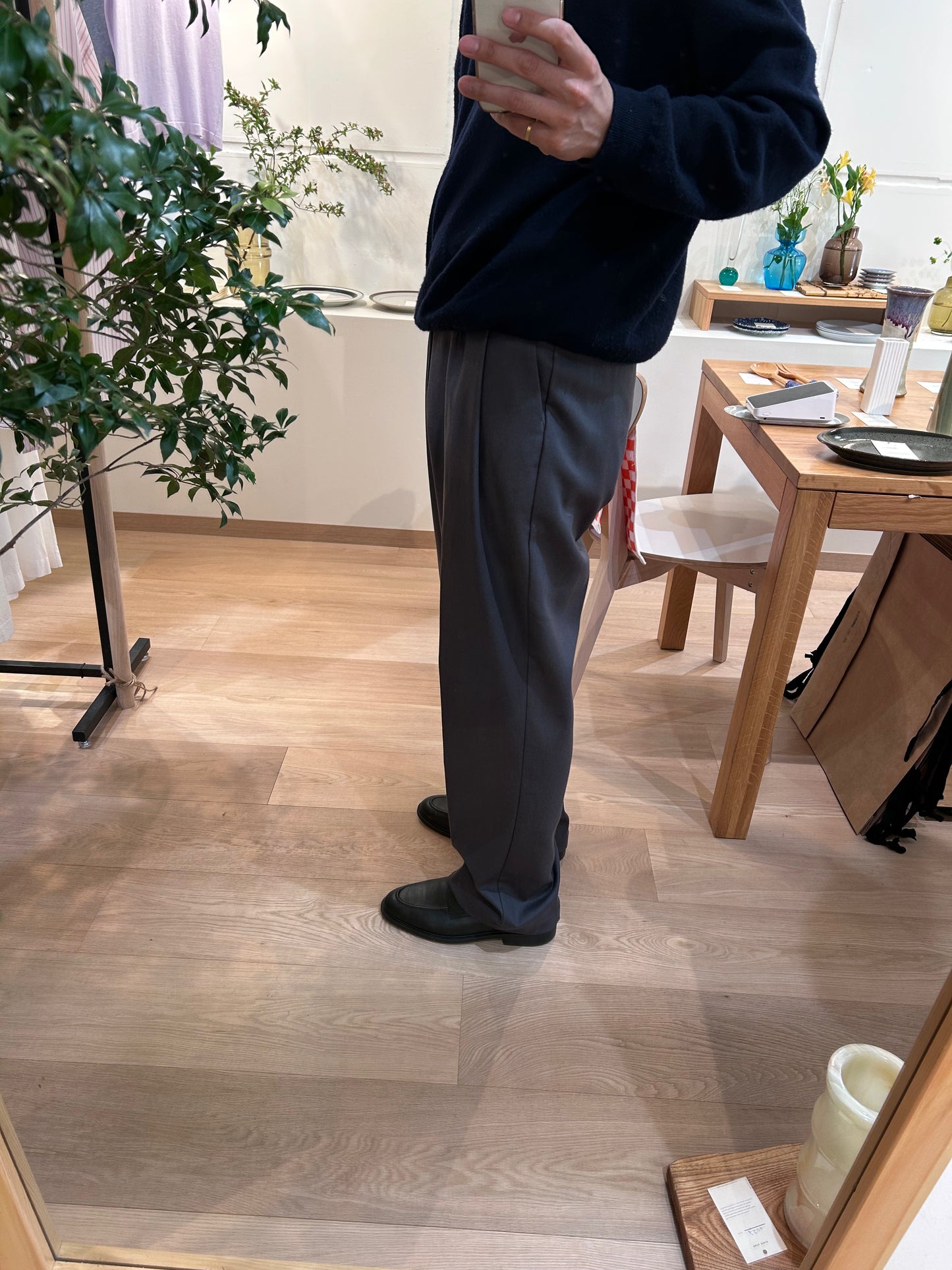 FUJI two tuck slacks(charcoal gray)
