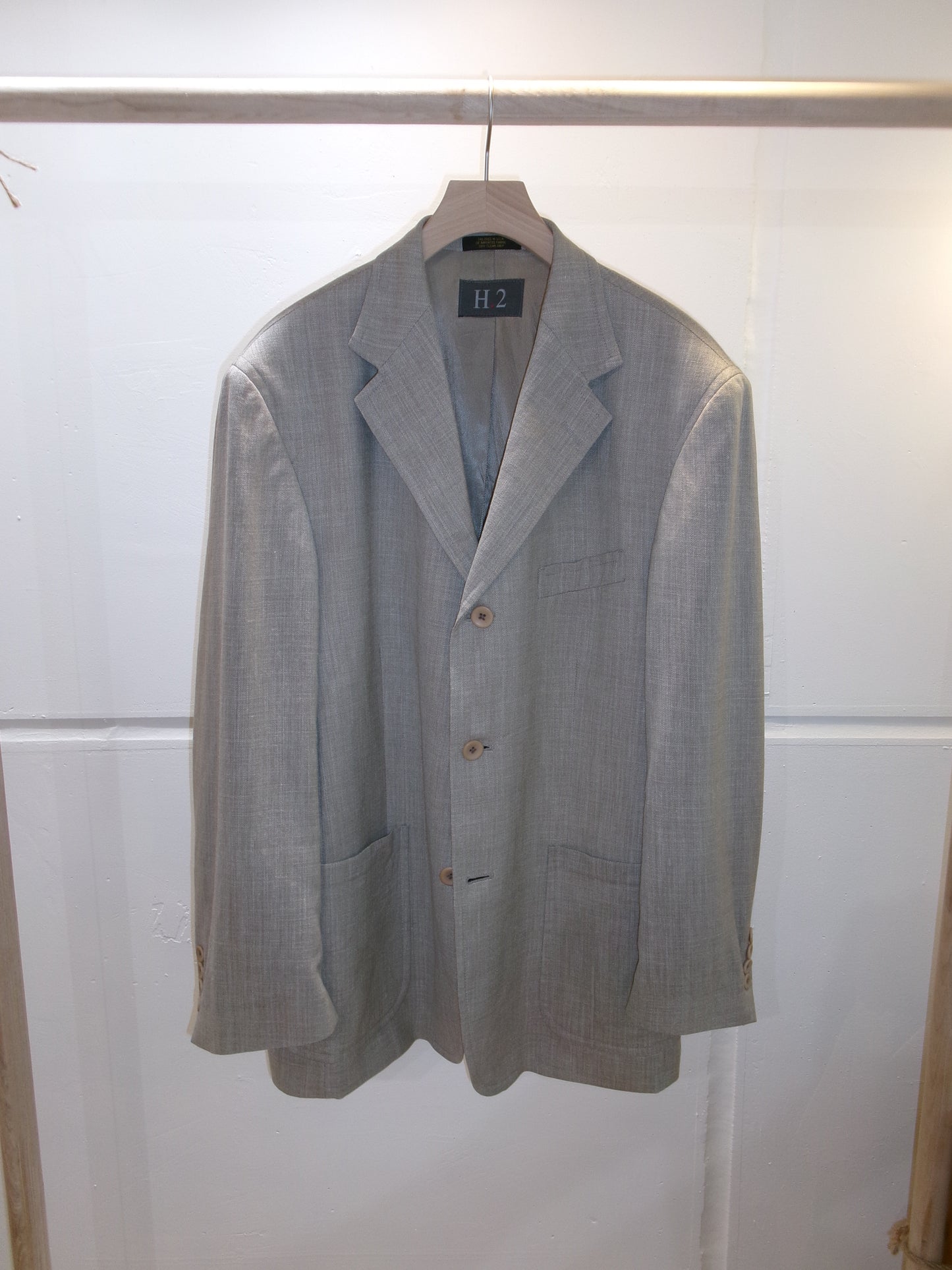 3 Button Classic