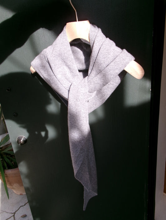 FUJI WHITE CASHMERE SCARF-GRAY-