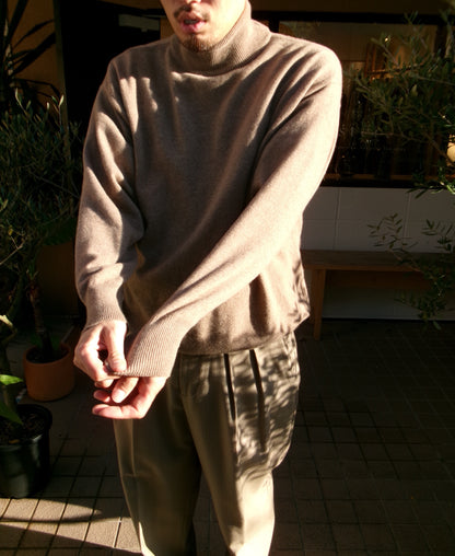 FUJI　WOOL CASHMERE HIGH NECK KNIT