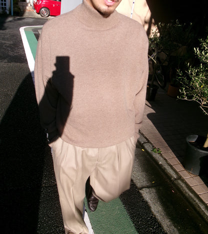 FUJI　WOOL CASHMERE HIGH NECK KNIT