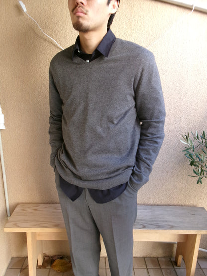 BANANA REPUBLIC gray knit