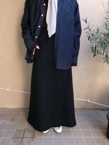 FUJI LAMBSWOOL MELTON LONG SKIRT-NAVY-
