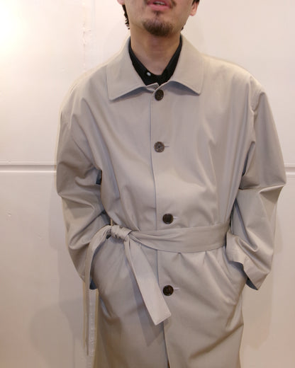 FUJI STAINCOLLAR BELTED COAT