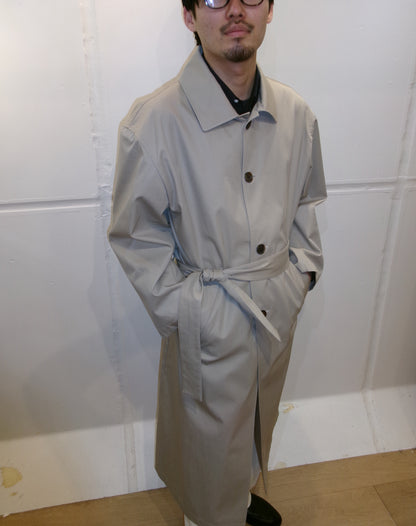 FUJI STAINCOLLAR BELTED COAT