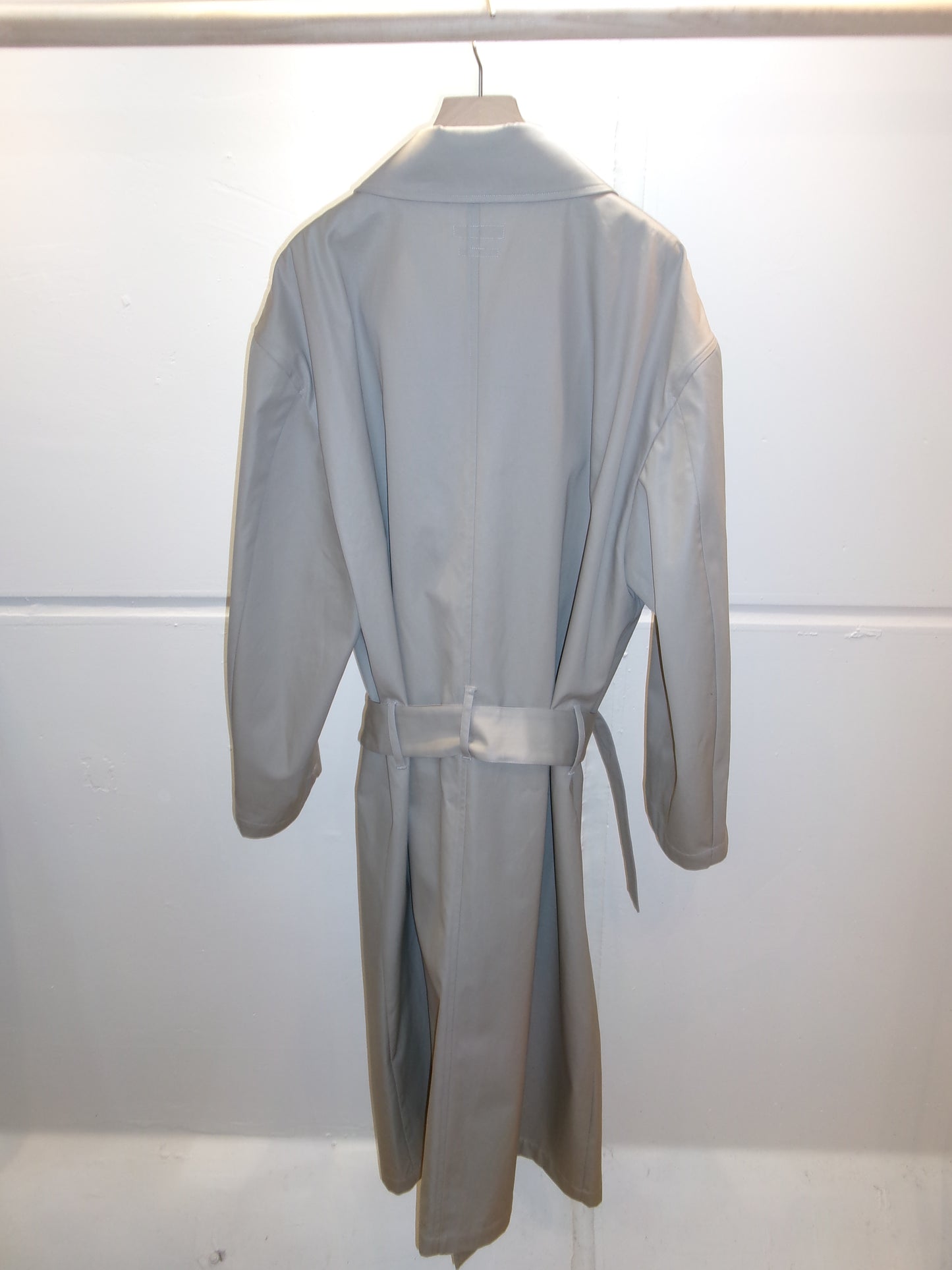 FUJI STAINCOLLAR BELTED COAT