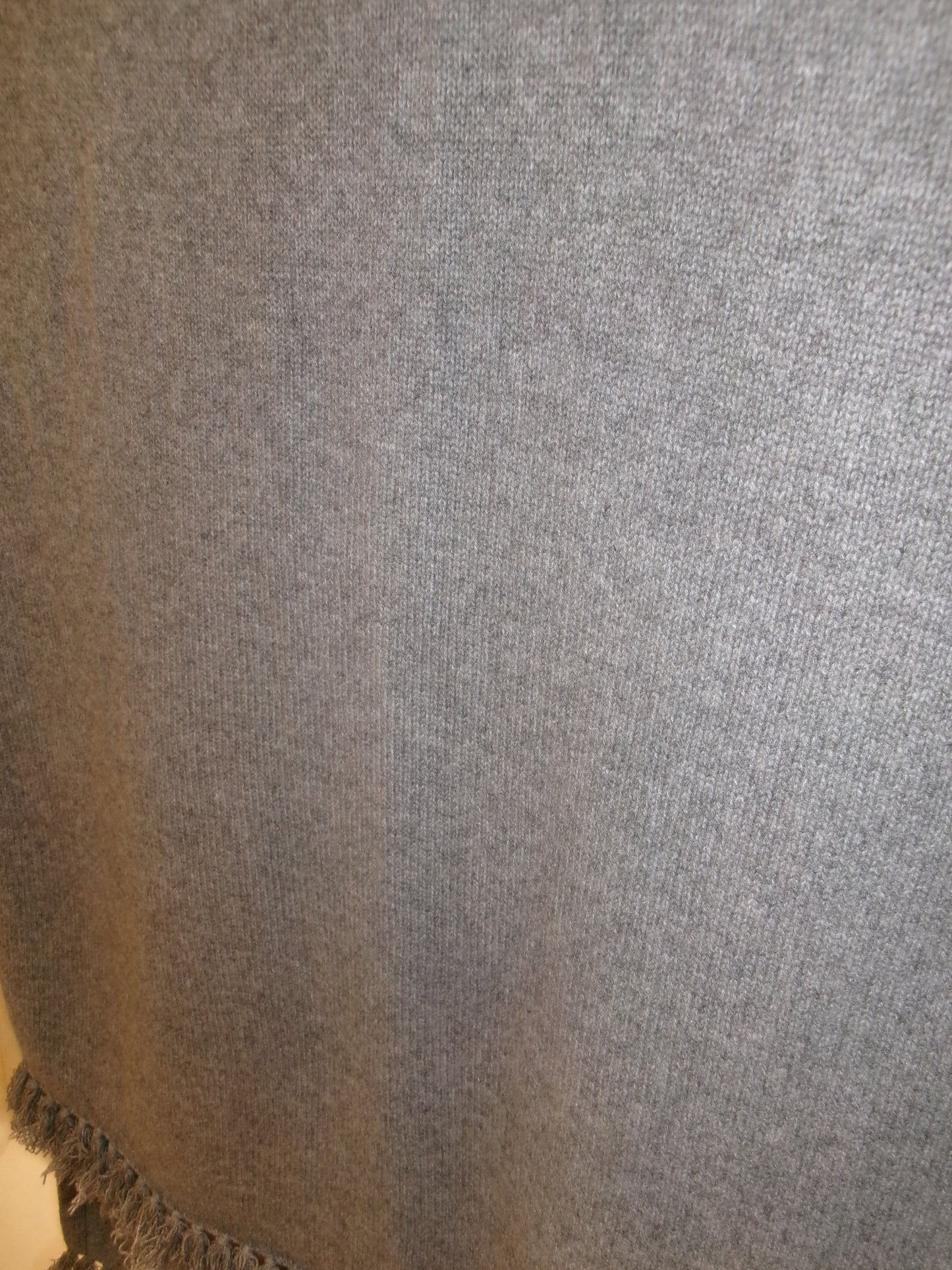 FUJI WHITE CASHMERE STALL-GRAY-