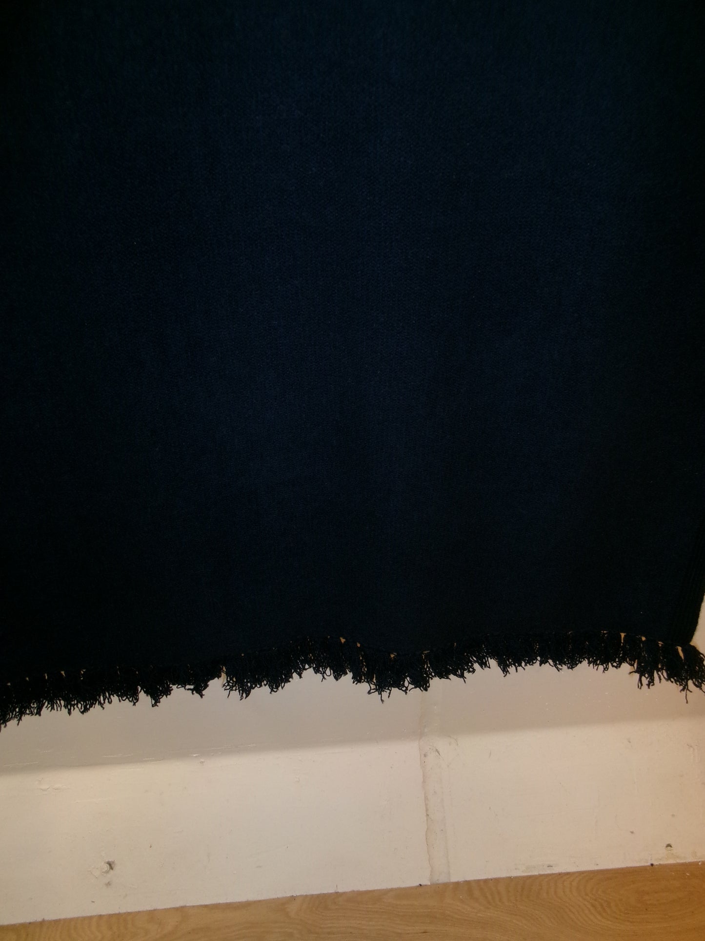 FUJI WHITE CASHMERE STALL-NAVY-