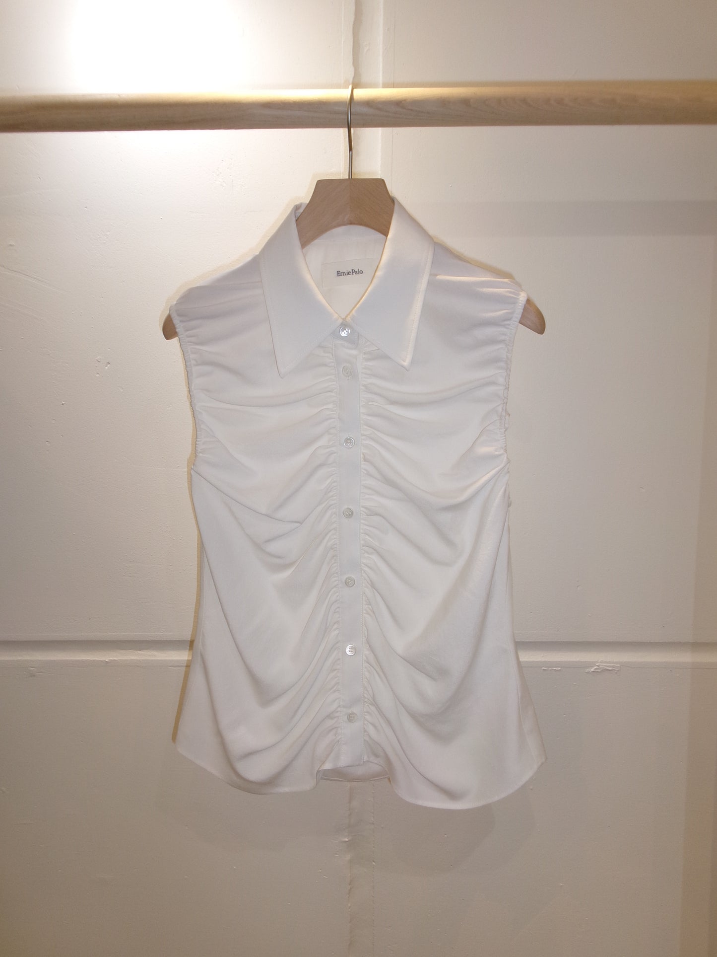 Ernie Palo Silk Nidom Sleeveless Gather Shirt -White-