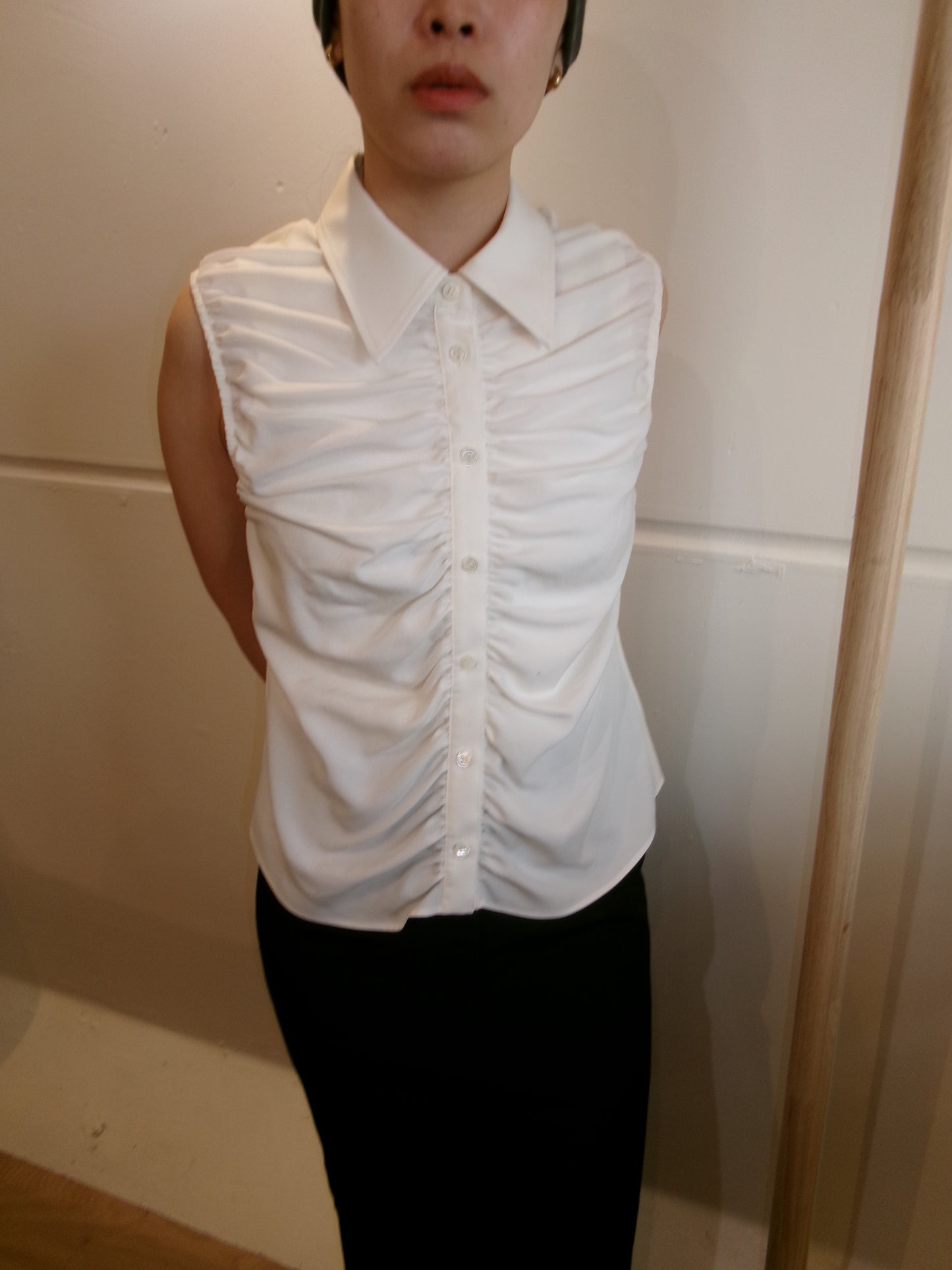 Ernie Palo Silk Nidom Sleeveless Gather Shirt -White-
