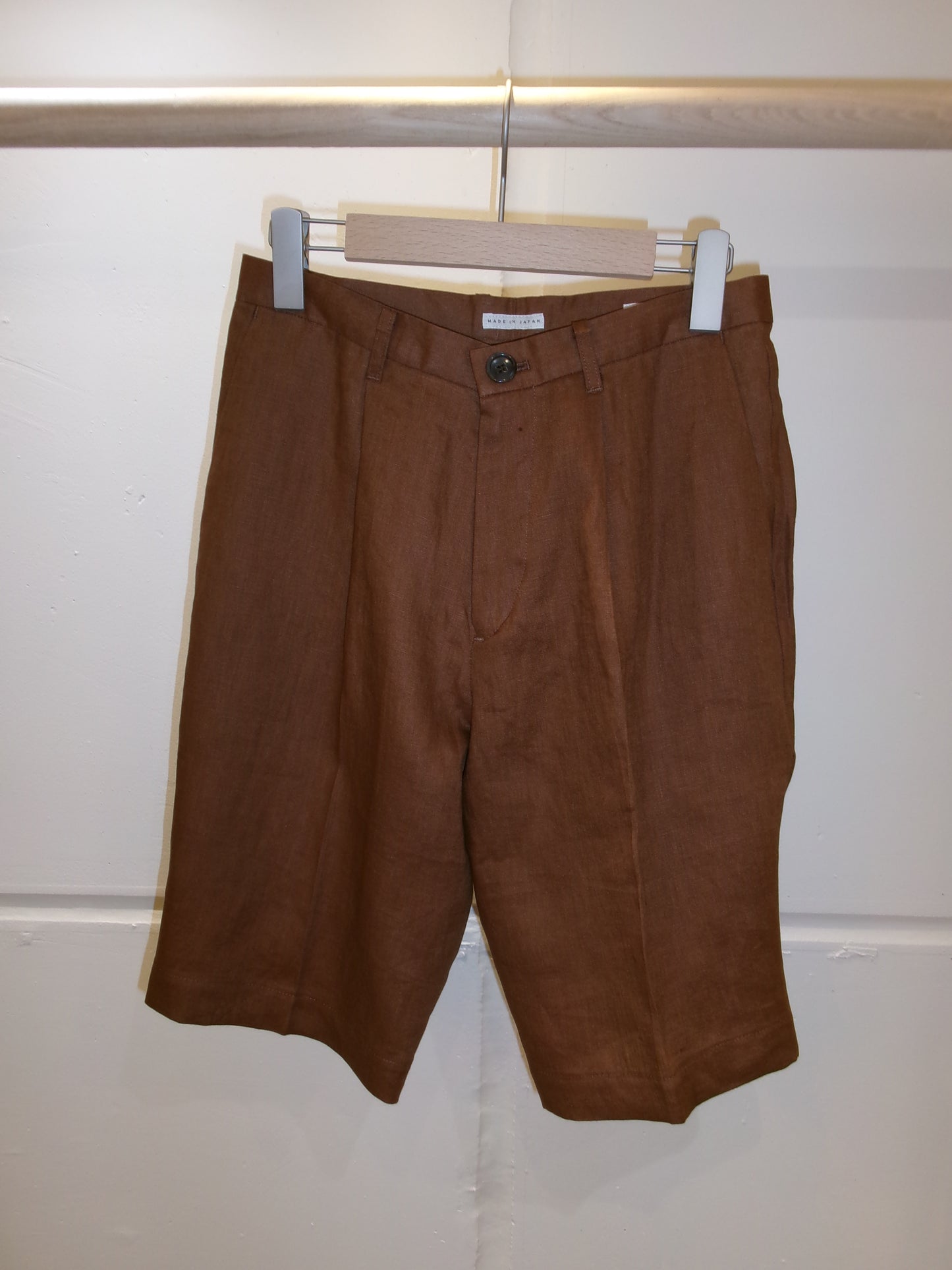 FUJI LINEN ONE TUCK SHORTS -Brown- Men