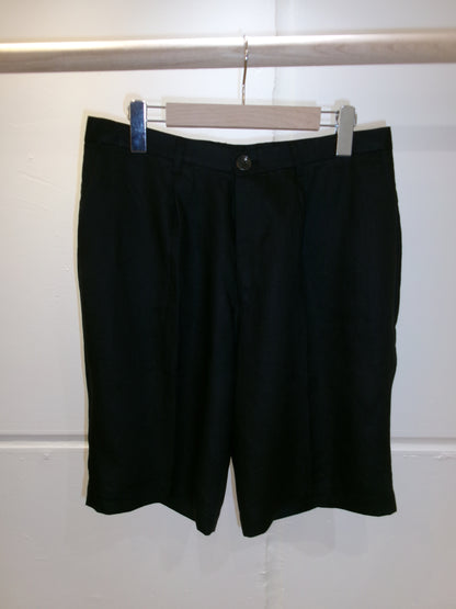 FUJI LINEN ONE TUCK SHORTS -Black- Men