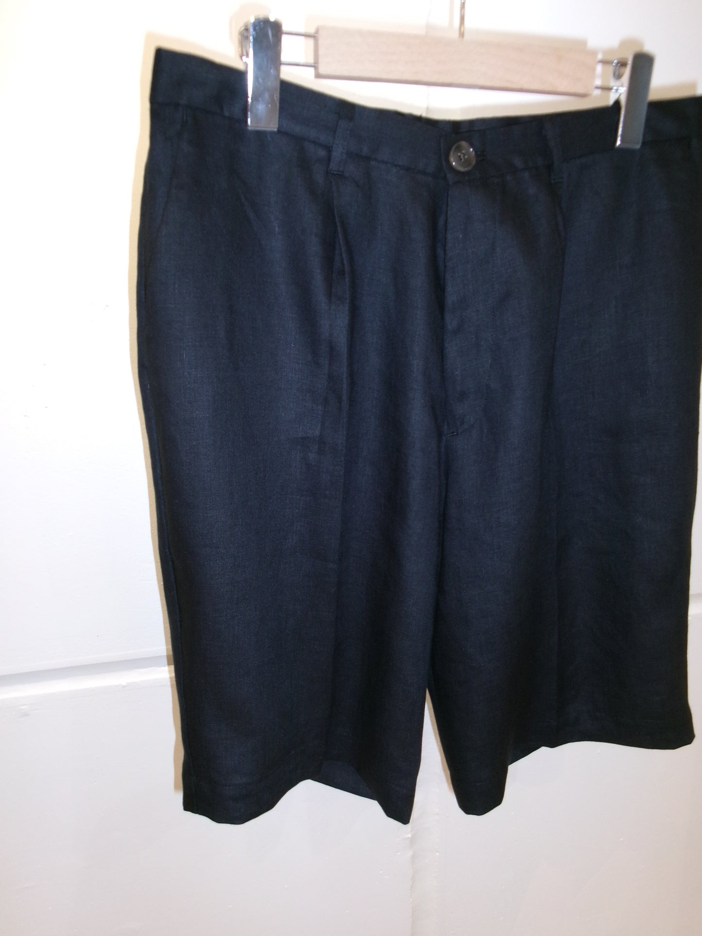 FUJI LINEN ONE TUCK SHORTS -Black- Men