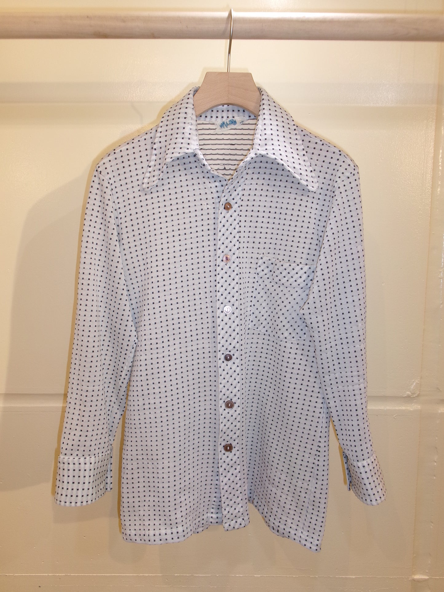 Vintage dot shirt