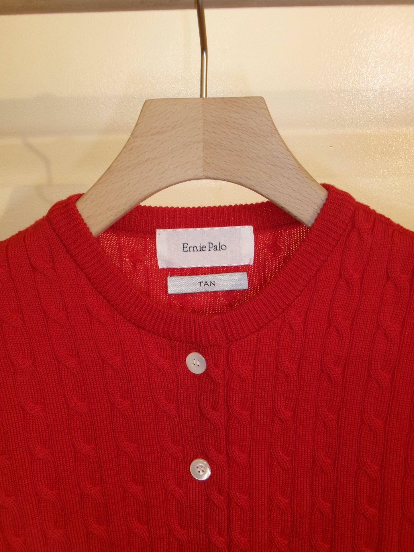 Ernie Palo×TAN CABLE KNIT VEST WITH SCARF - RED-