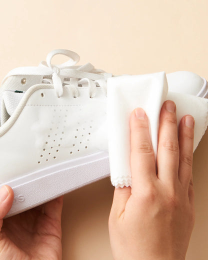 LIVRER laundry detergent -Sneaker Brush-