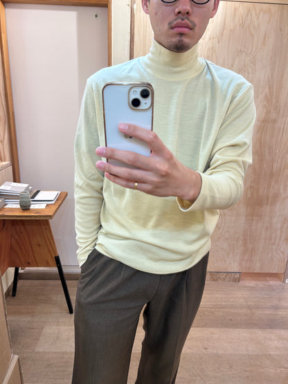 Cale Wool Mock Turtleneck Long Sleeve  -Yellow-