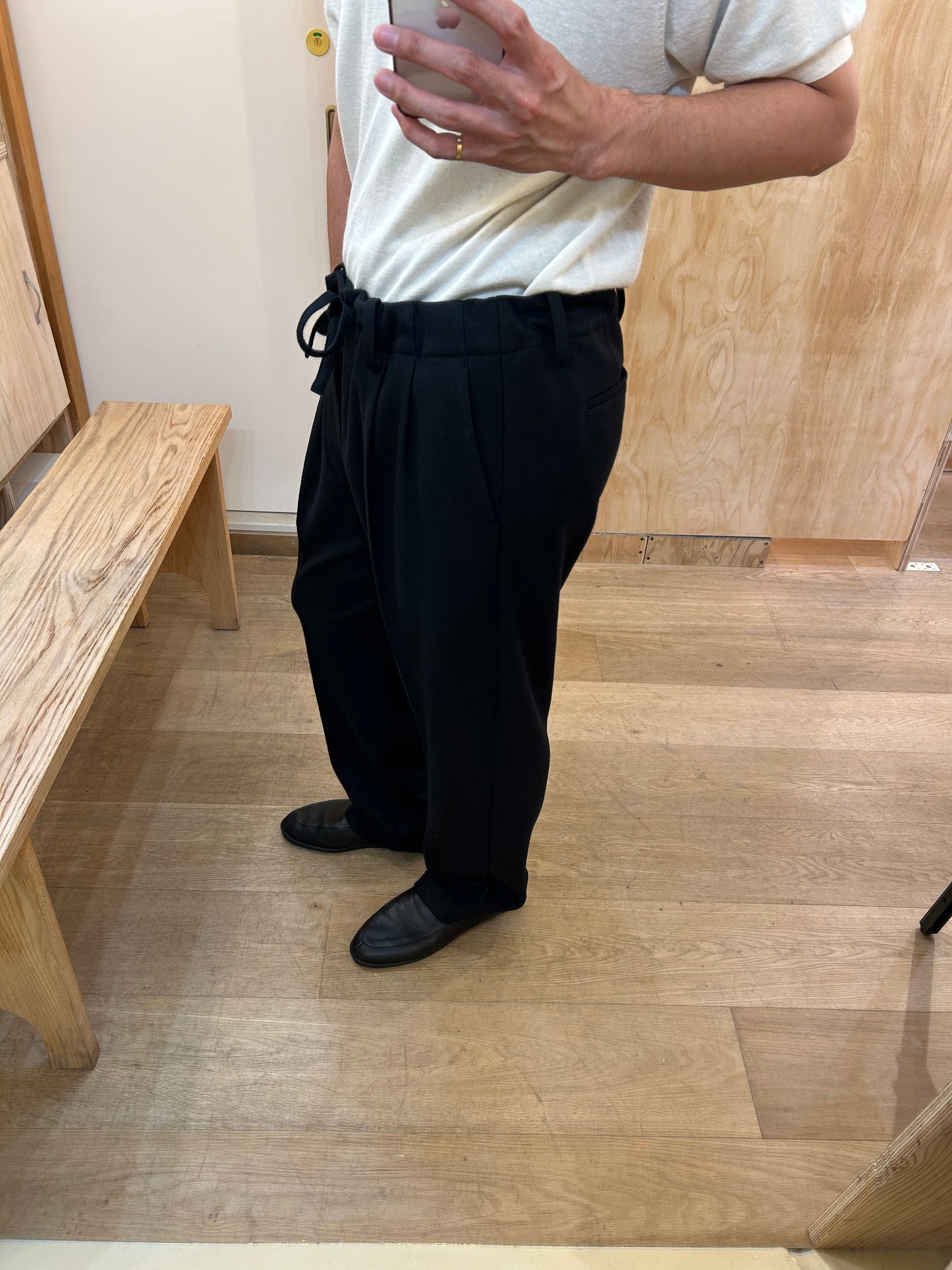 FUJI WOOL BELTLESS CORDED PANTS -Black-