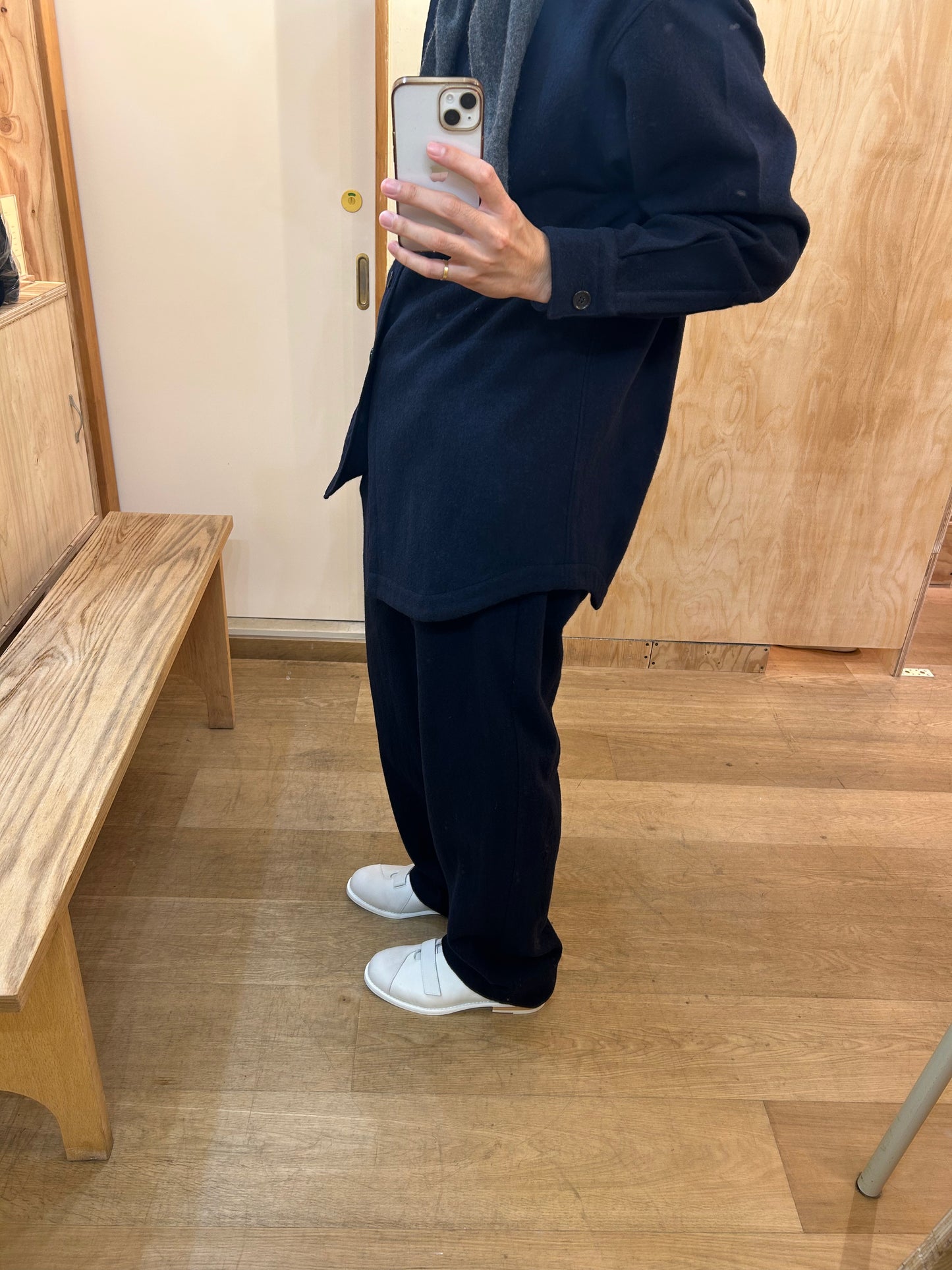 FUJI WOOL ELASTIC-WAIST TROUSERS -Navy-