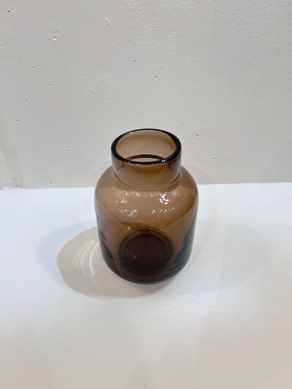 Round Vase brown
