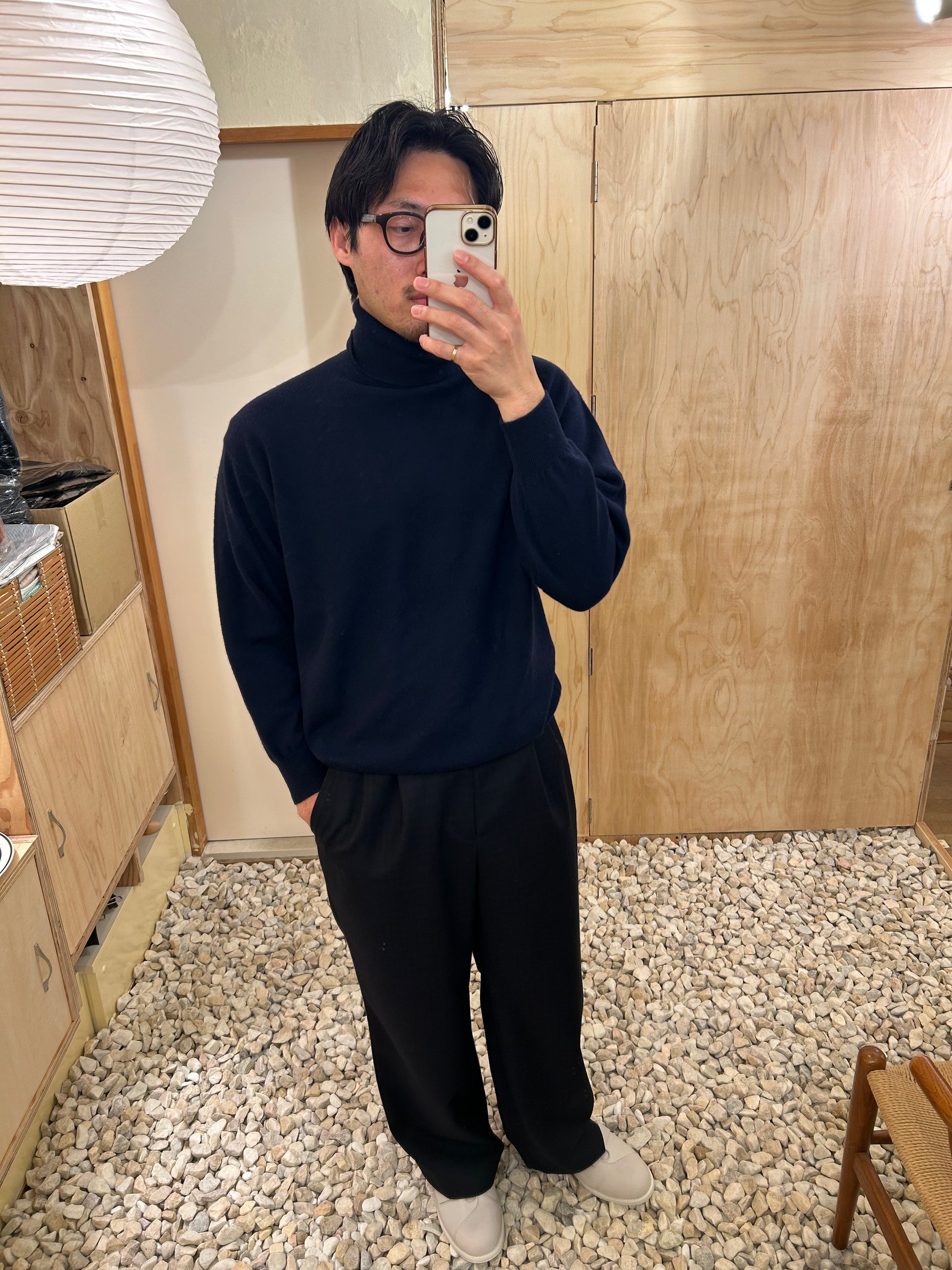 FUJI CASHMERE TURTLE NECK KNIT -Navy-