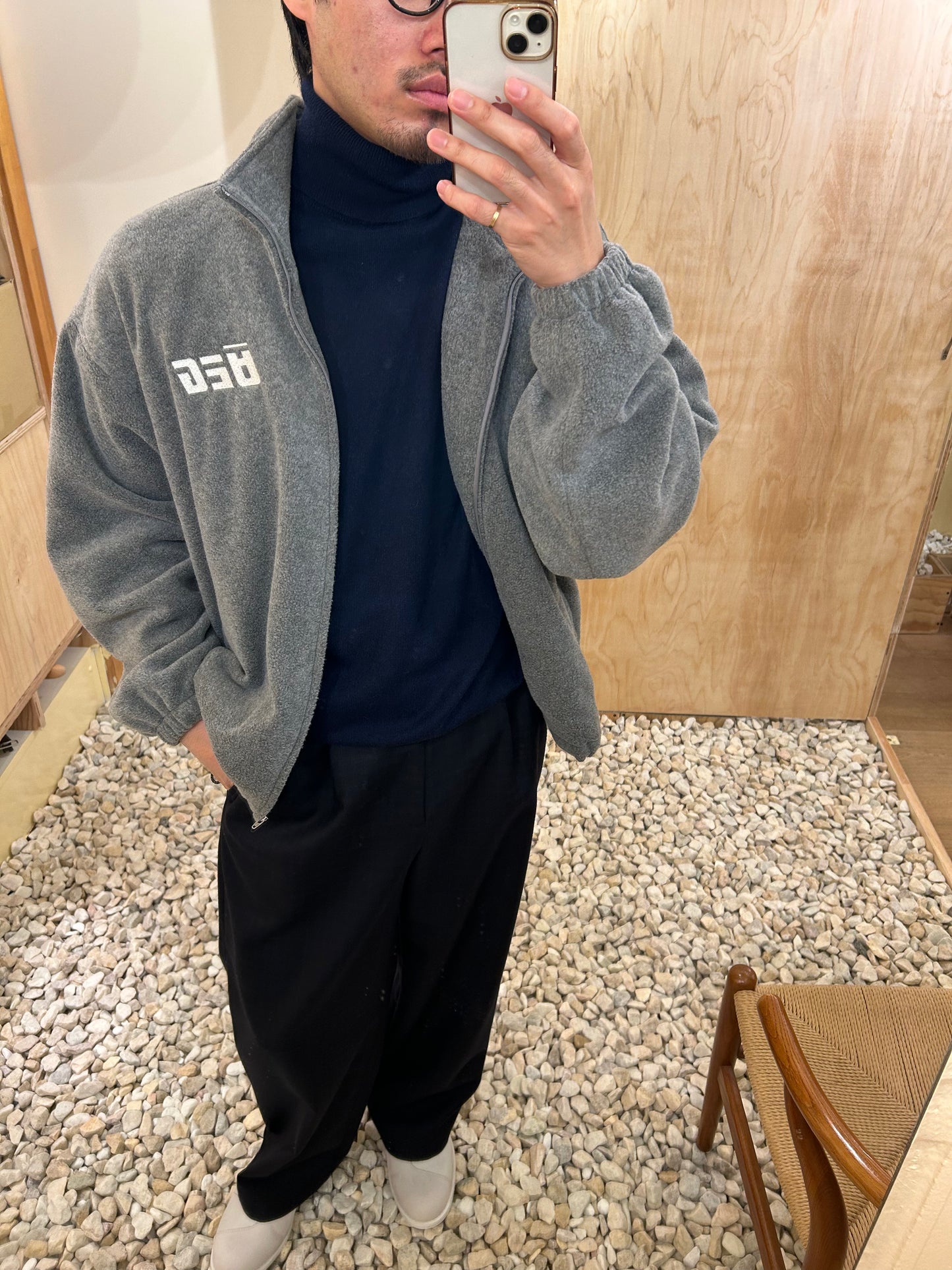 FUJI CASHMERE TURTLE NECK KNIT -Navy-