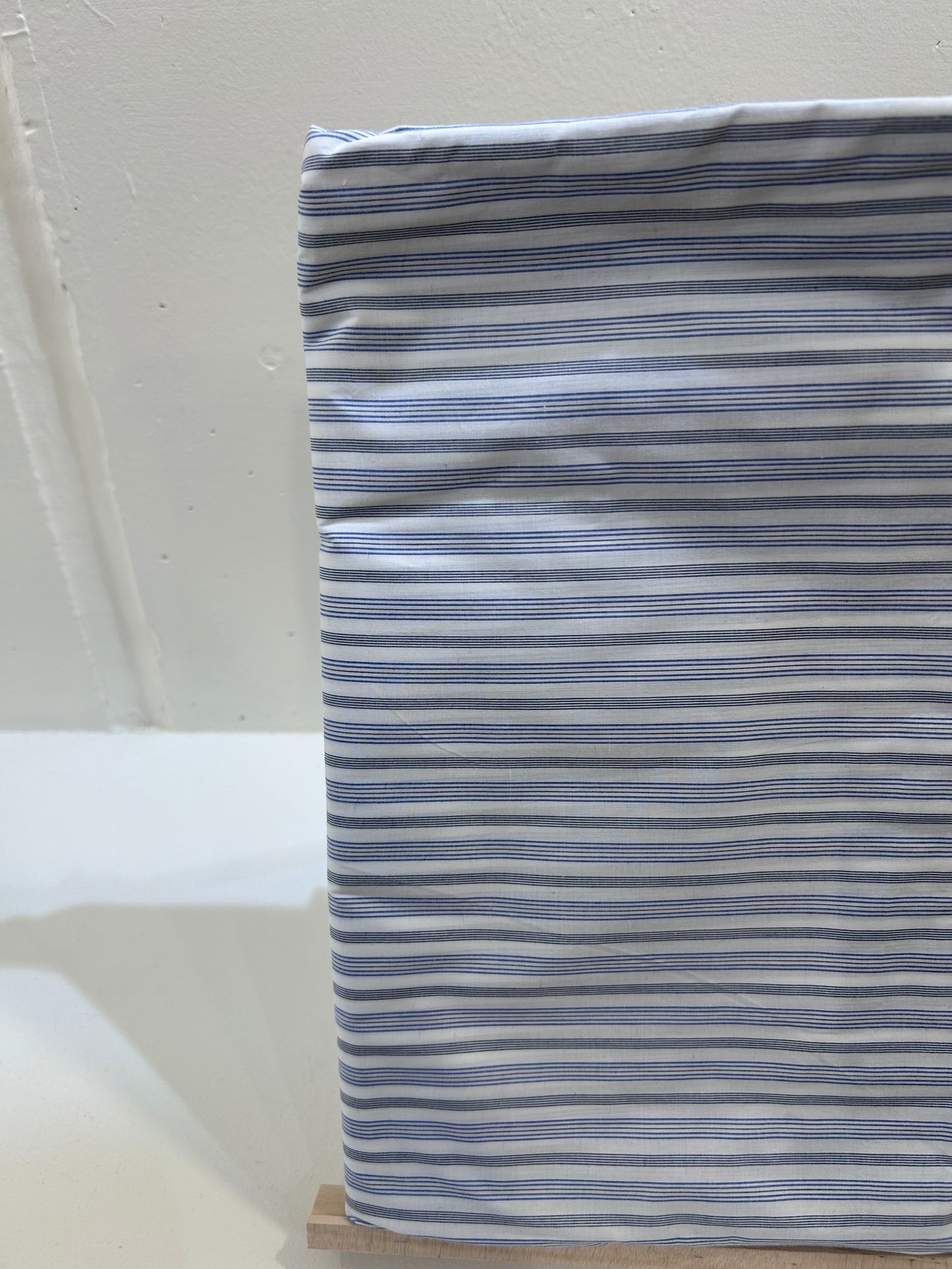 Deadstock Dark Blue / Light Blue Fabric