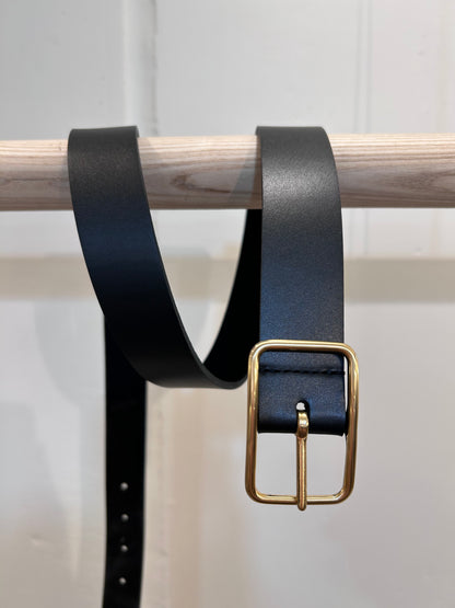 Cale Cow hide reversible belt -Black-