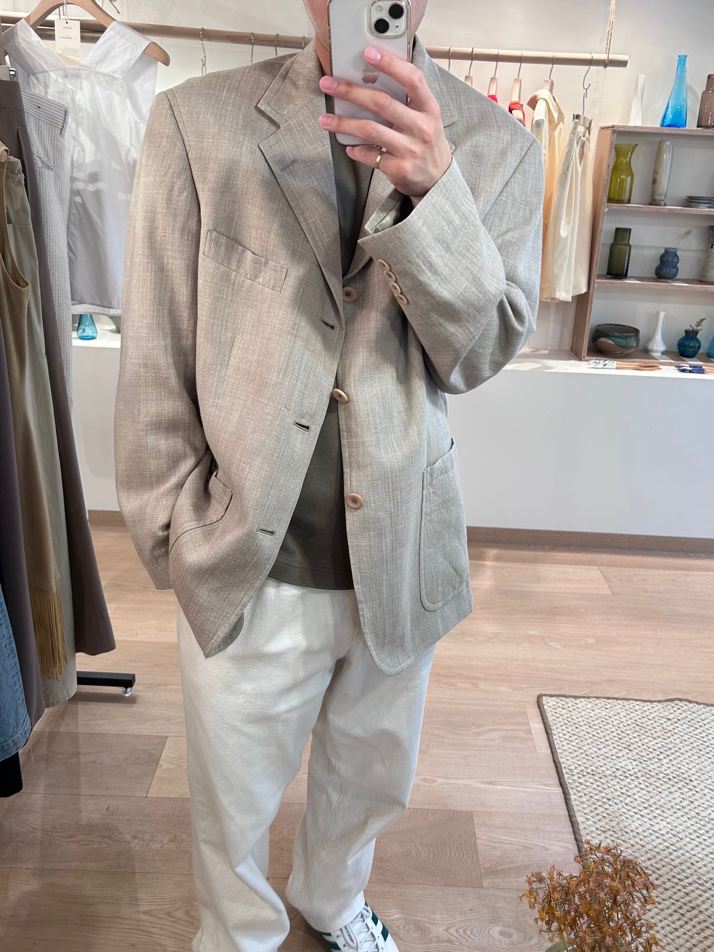 3 Button Classic