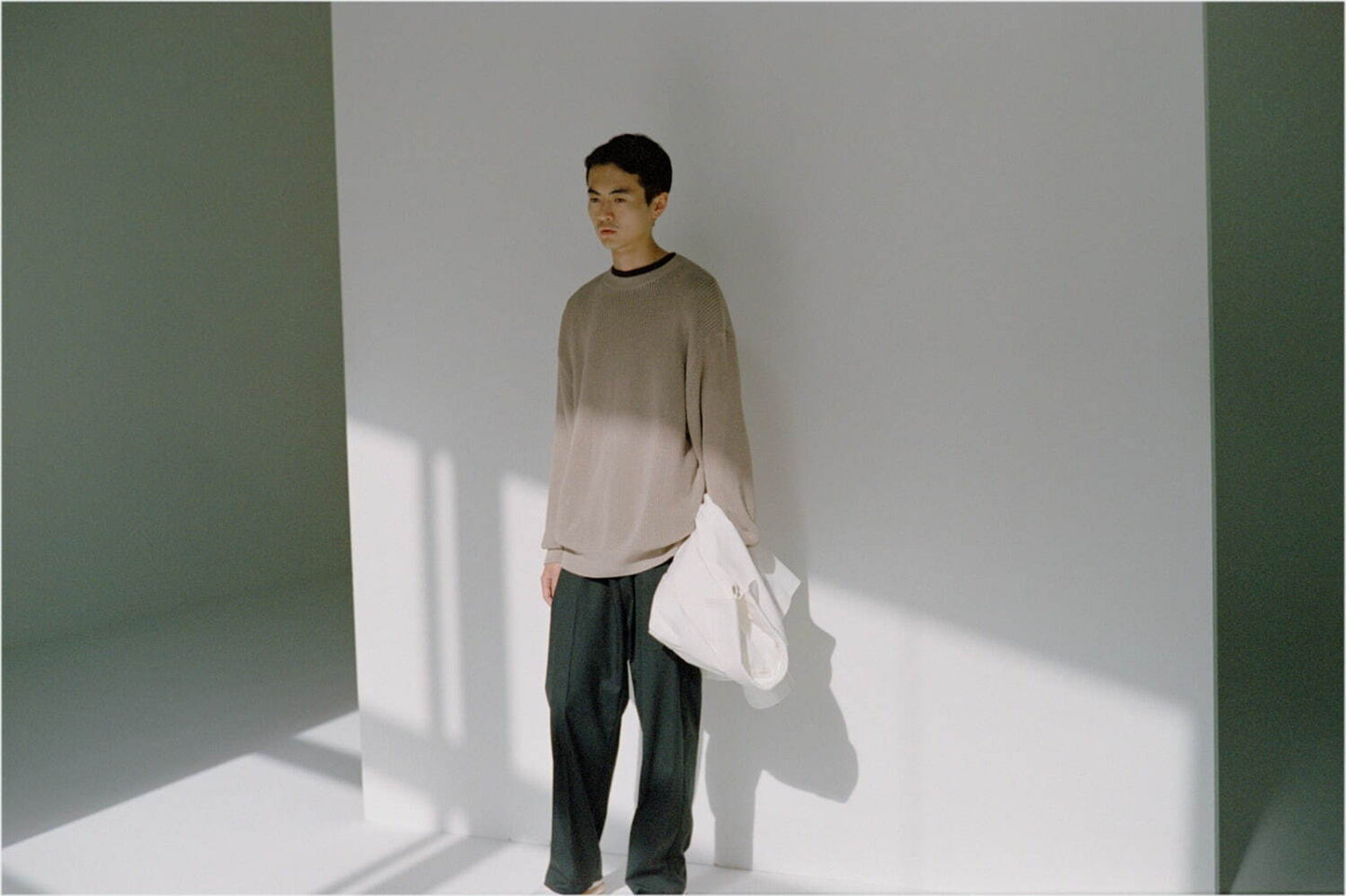 FUJI WOOL SILK TWO TUCK SLACKS